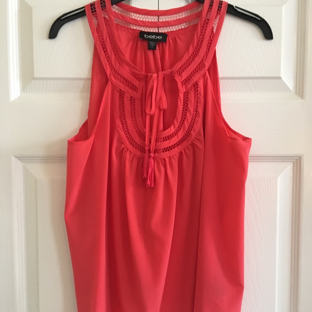 EUC. Bebe coral tank top size Small